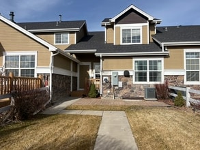 Building Photo - 102 Bayside Cir