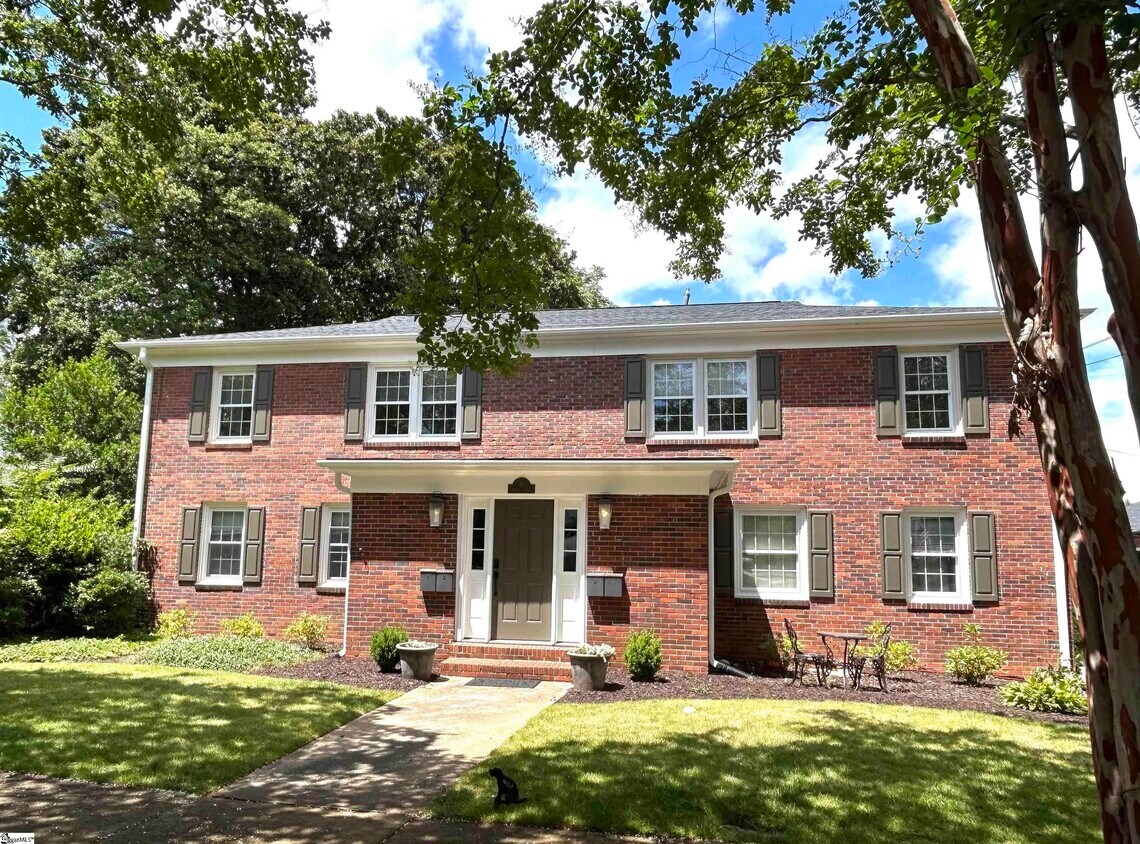 Foto principal - 5 Whitsett St