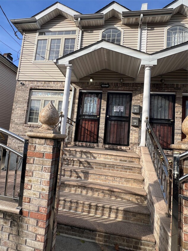 Foto principal - 169-11-169105 105th Ave