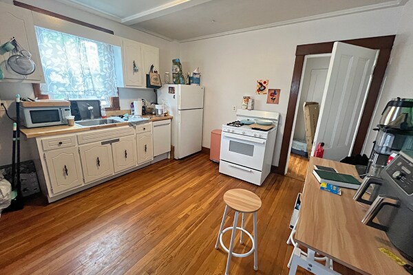 Foto principal - 141 Brown St