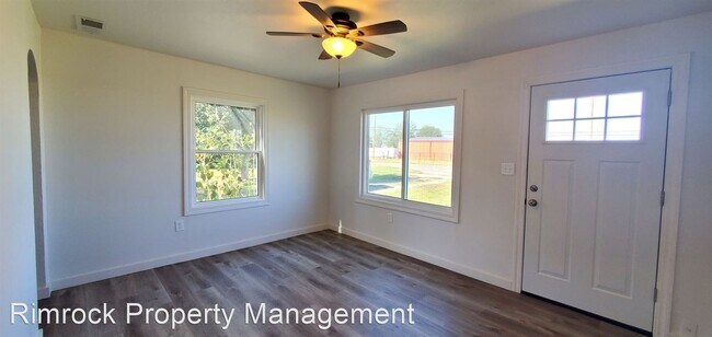 Building Photo - 2 br, 1 bath House - 1534 US Highway 87 E