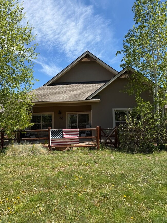 Building Photo - Three Bedroom Two Bath Ironbridge Home