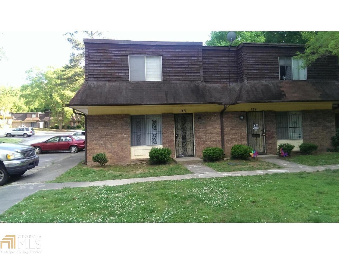Primary Photo - 133 Peyton Pl SW
