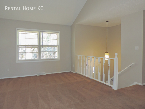 Building Photo - 16311 W 141st Terrace