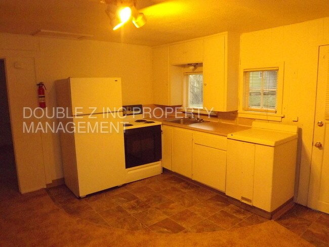Building Photo - 857 113th St S