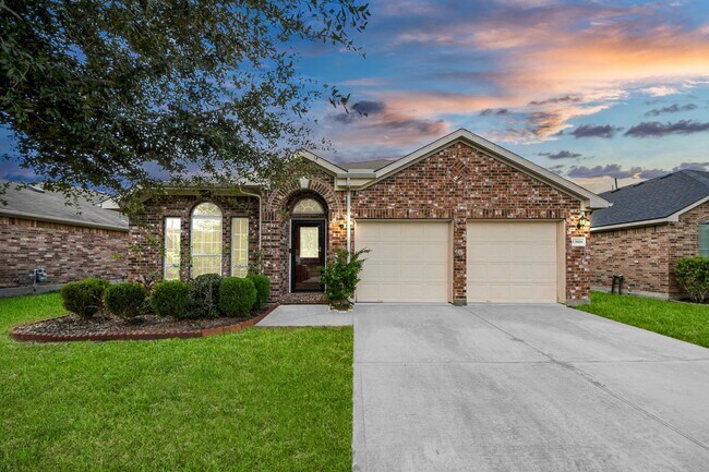 Foto del edificio - 13918 Goodridge Dr