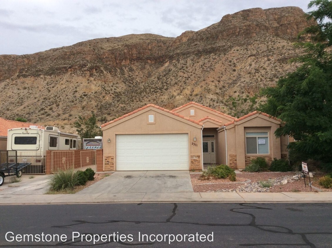 Primary Photo - 2371 S 675 W