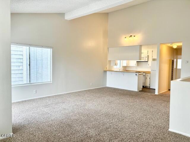 Building Photo - 233 Highland Dr