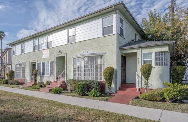 Building Photo - 4067 Sutro Ave