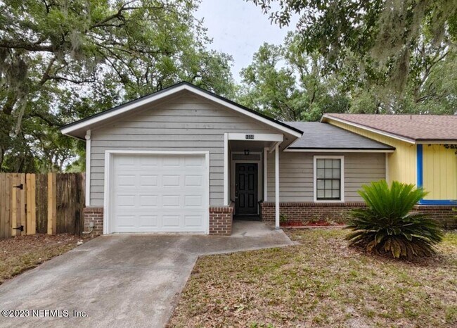 Foto del edificio - 1056 Willow Cove Ct W