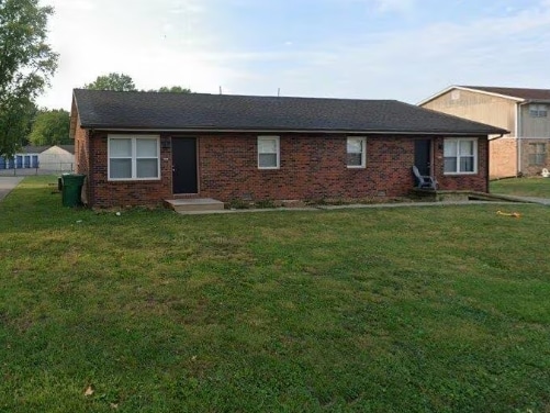 Building Photo - 2605 Eastview Dr