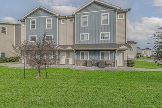 Building Photo - 21155 Gosling Rd