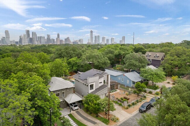 Foto del edificio - Modern Oasis in Bouldin Creek