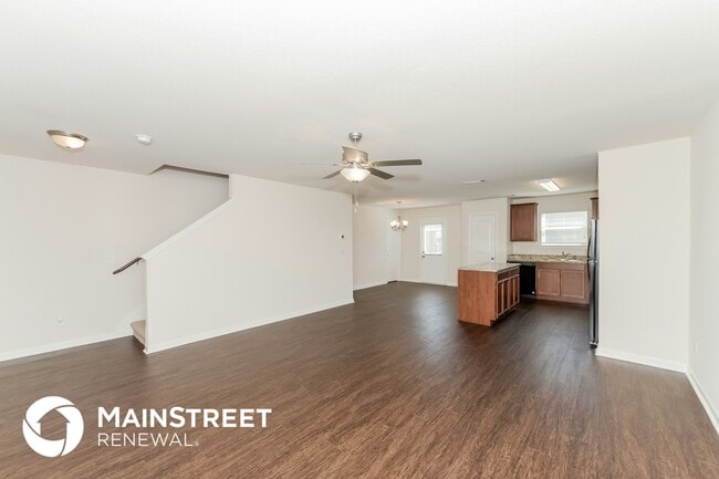 Foto del edificio - 2329 Bee Hive Dr