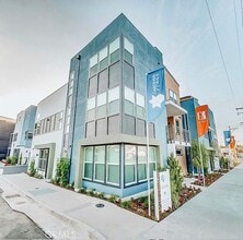 Building Photo - 14323 Van Ness Ave