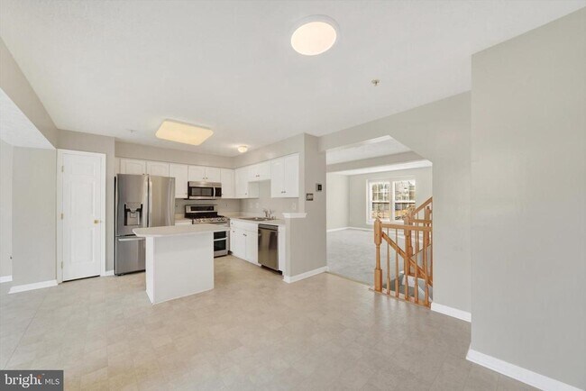 Foto del edificio - 5032 Finsbury Rd