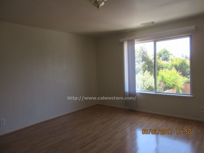 Foto del edificio - 2340 Bailey Ave