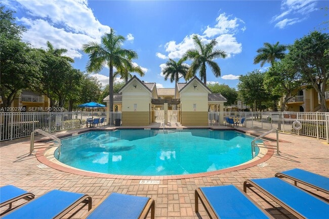 Foto del edificio - 8964 W Flagler St