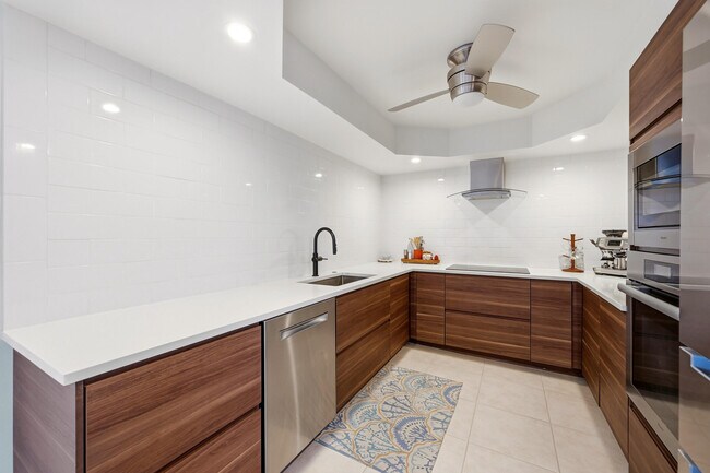Foto del edificio - 531 N Ocean Blvd