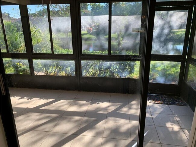 Foto del edificio - 4751 NW 30th St