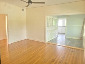 Building Photo - 4703 Chenevert St