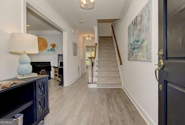 Building Photo - 27 Mt Vernon Cir