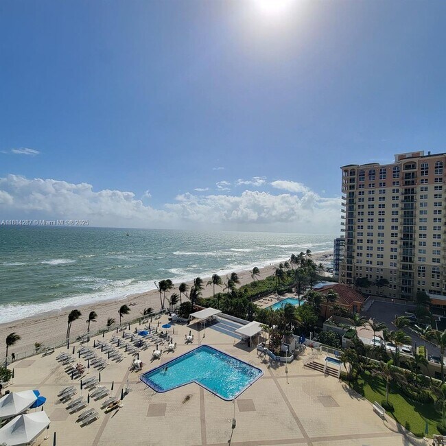 Foto del edificio - 2030 S Ocean Dr