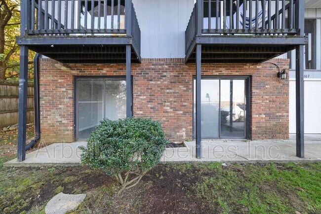 Building Photo - 107 Angeline Dr