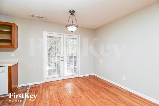 Building Photo - 4634 Idlewood Park