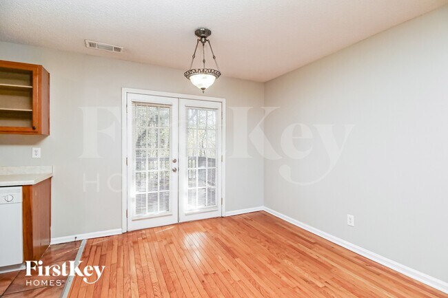 Foto del edificio - 4634 Idlewood Park