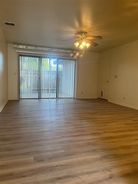 Building Photo - 588 Railroad Ave