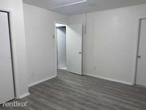 Foto del edificio - 3 br, 1.5 bath Townhome - 109 Lexington Bo...