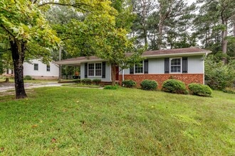 Building Photo - 1009 Springview Trail