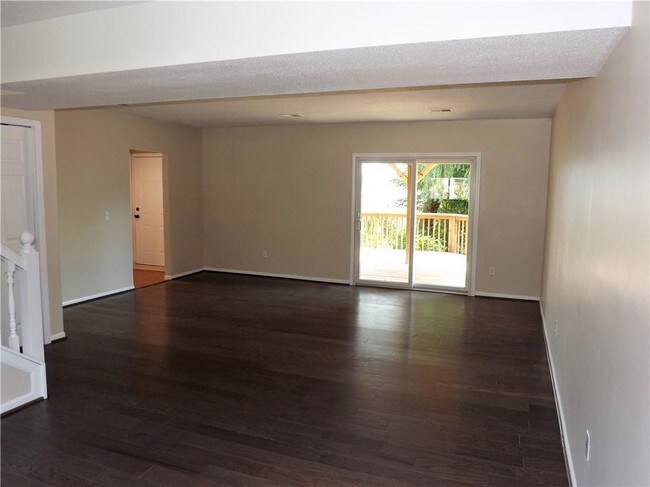 Building Photo - 969 Buckhorn Dr