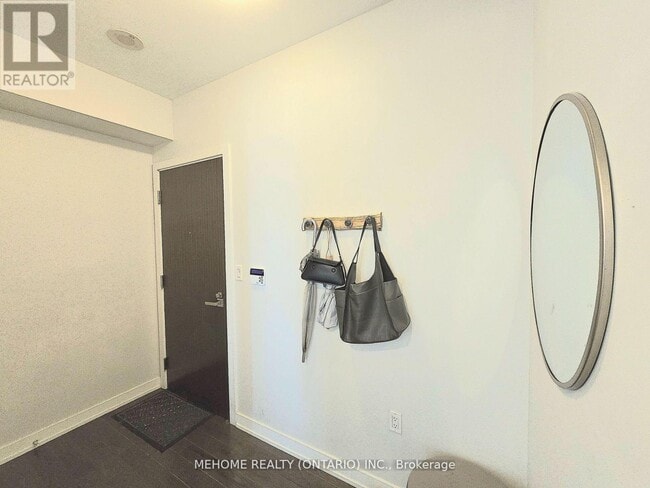 Building Photo - 1 The Esplanade