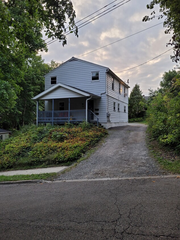 Primary Photo - 58 Pulaski St