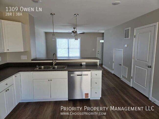 Foto del edificio - 1309 Owen Ln