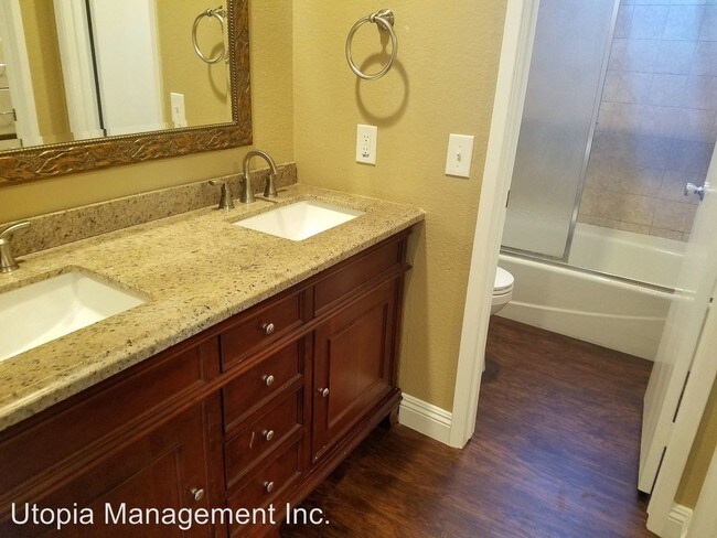 Foto del edificio - 4 br, 2.5 bath House - 53 Ridgecrest