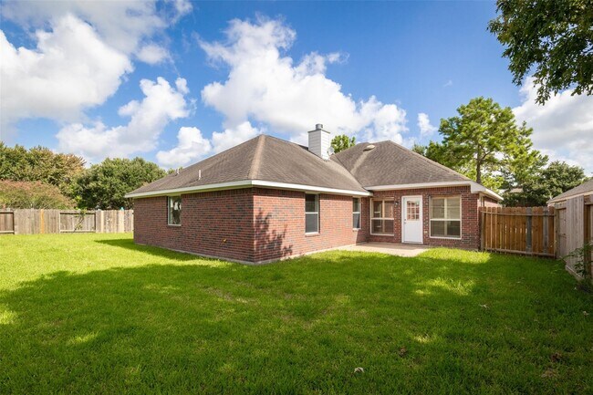 Foto del edificio - 24523 Rathford Ct