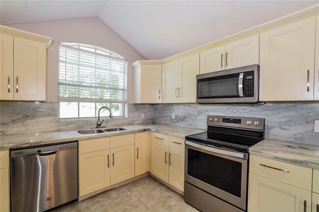 Building Photo - 309 Tiburon Ct