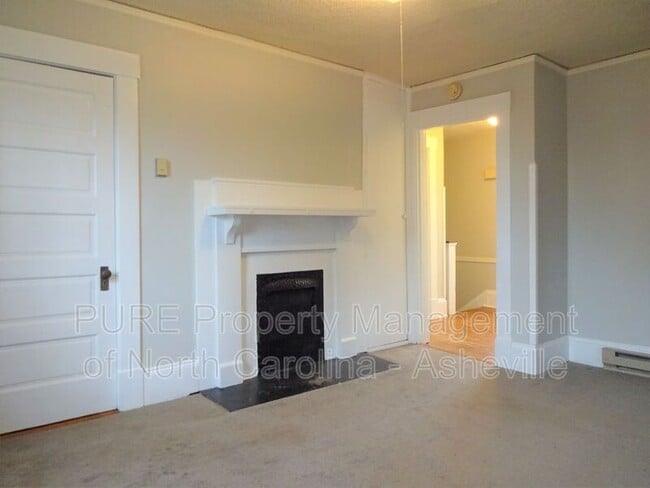 Building Photo - 59 Annandale Ave