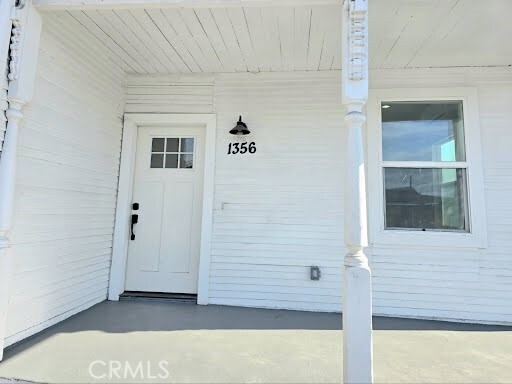 Building Photo - 1356 E 94th St