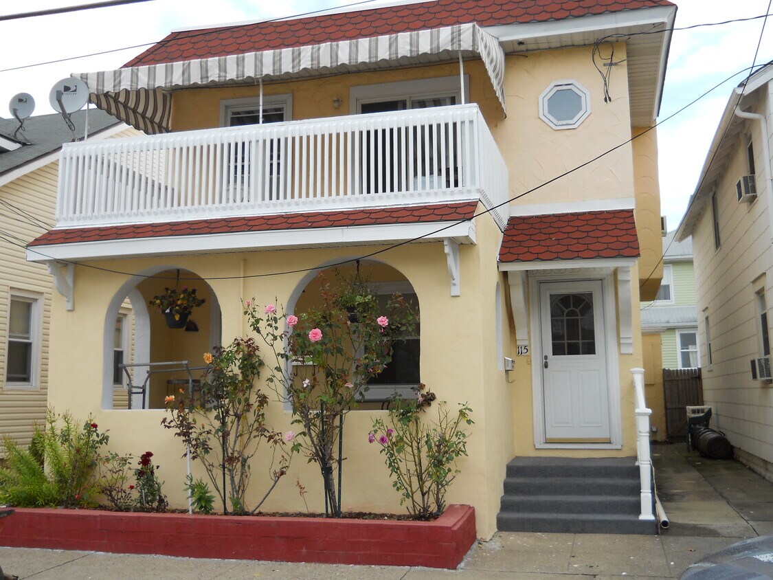 115 N New Haven Ave Unit 2, Ventnor City, NJ 08406 Apartments in