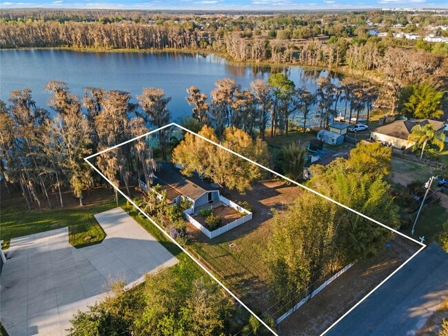 Building Photo - 16853 Arrowhead Blvd