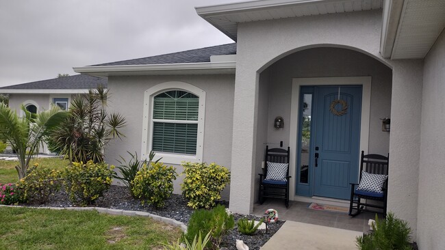 Foto del edificio - 12305 Webb Ct