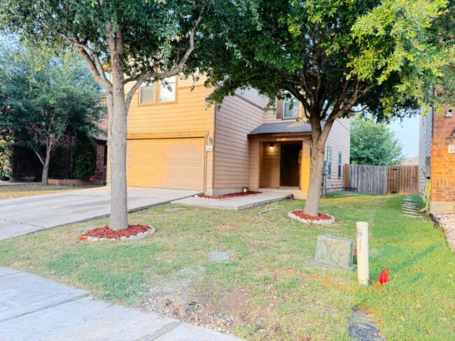 Building Photo - 2350 Cats Paw View