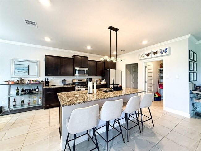 Foto del edificio - 449 Aurora Creek Ln