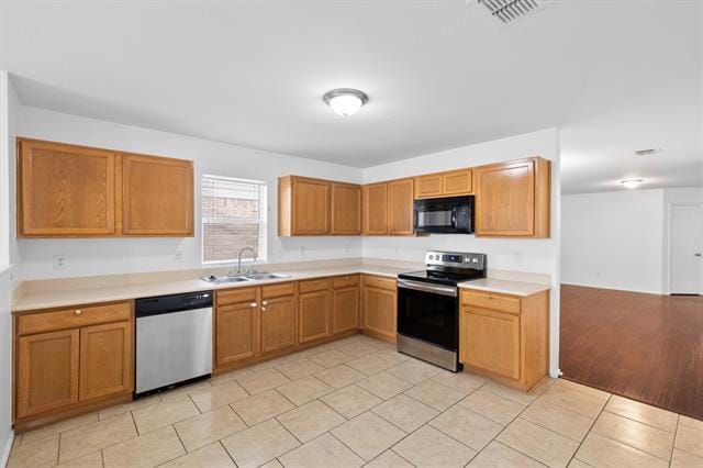 Building Photo - 1009 Shelborn Dr
