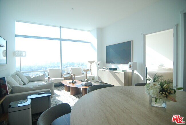 Foto del edificio - 900 W Olympic Blvd