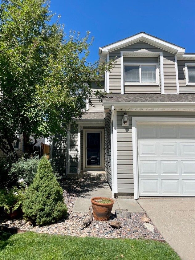 Primary Photo - Cozy 3 Bed 2.5 Bath Townhome in Northwest ...